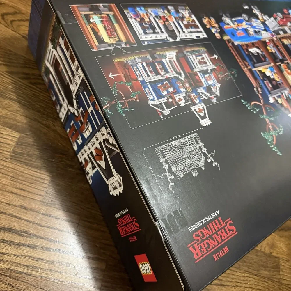 LEGO Stranger Things Creel House 11370 Brand New Sealed IN HAND with Extra YOTH